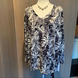 Zac & RACHEL Navy/White Soft Lounge Top M *NWT*